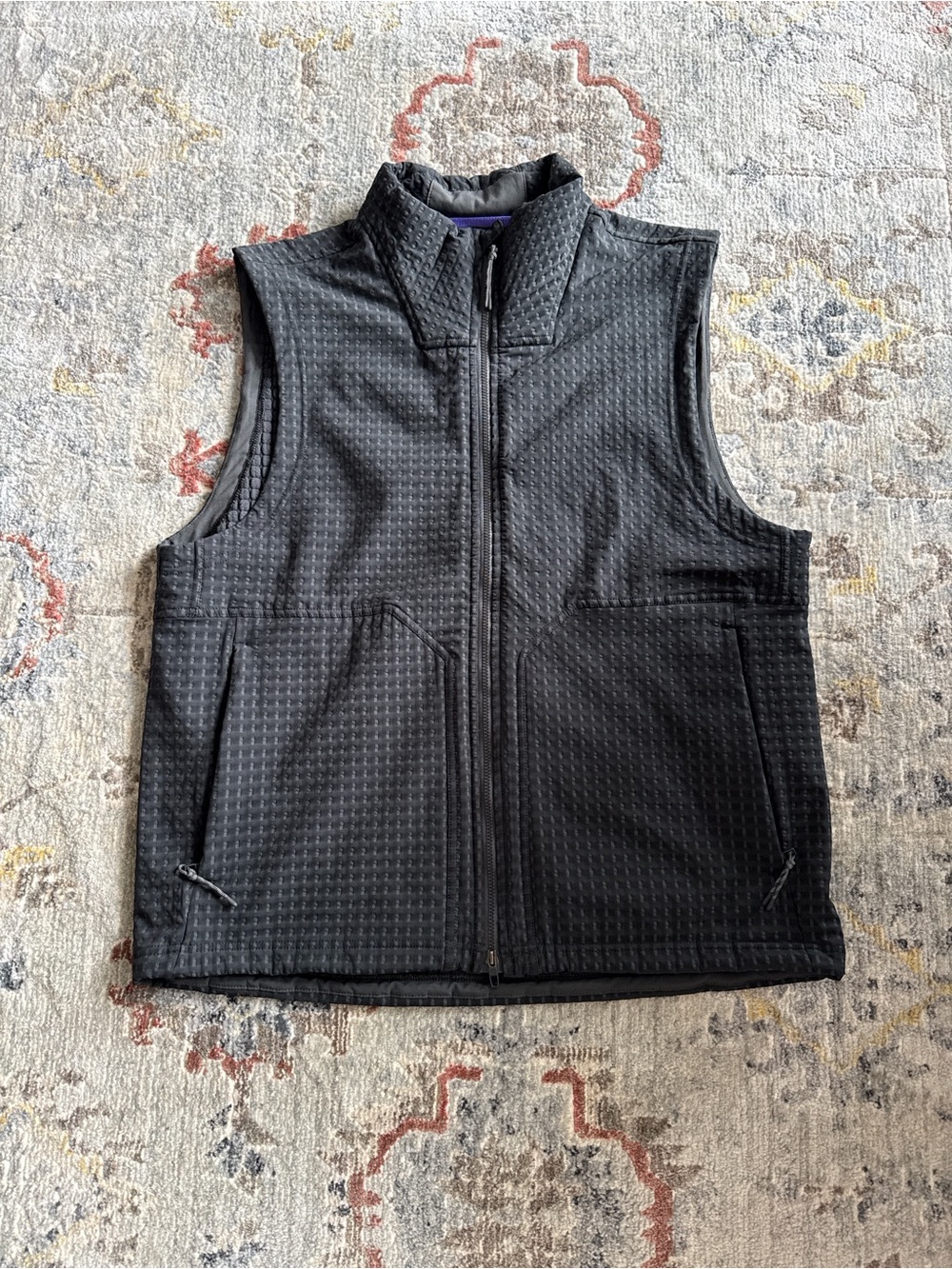 lululemon athletica Men's Black Quilted Tech Vest